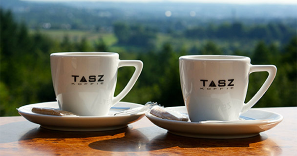 tasz-koffie-bij-de-bokkerijder-vaals-met-panorama-uitzicht